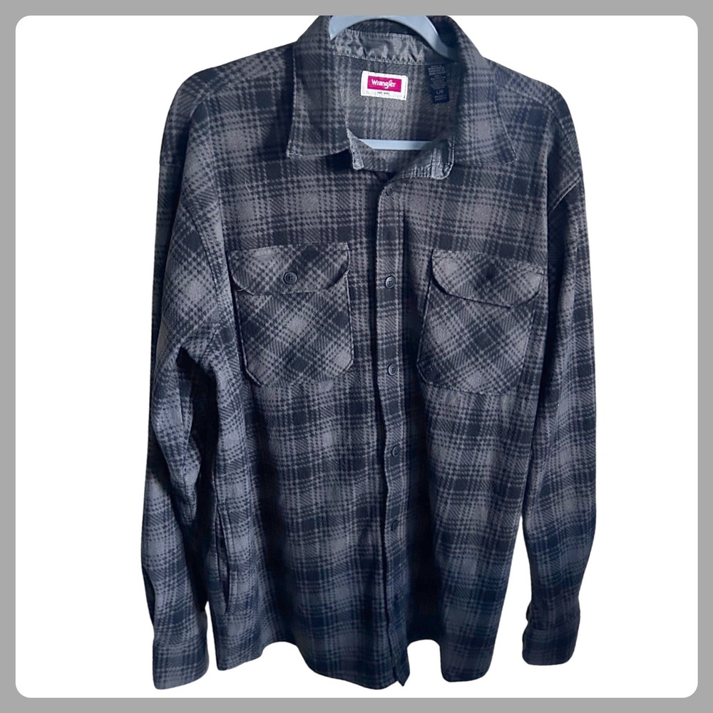 Wrangler Men's Plaid Flannel Shirt Long Sleeve Button‎ Down Size Large